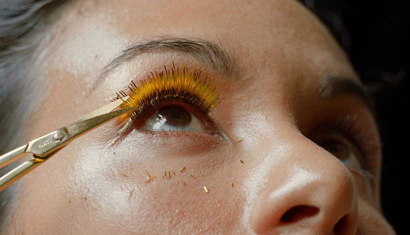 make eyelashes grow longer